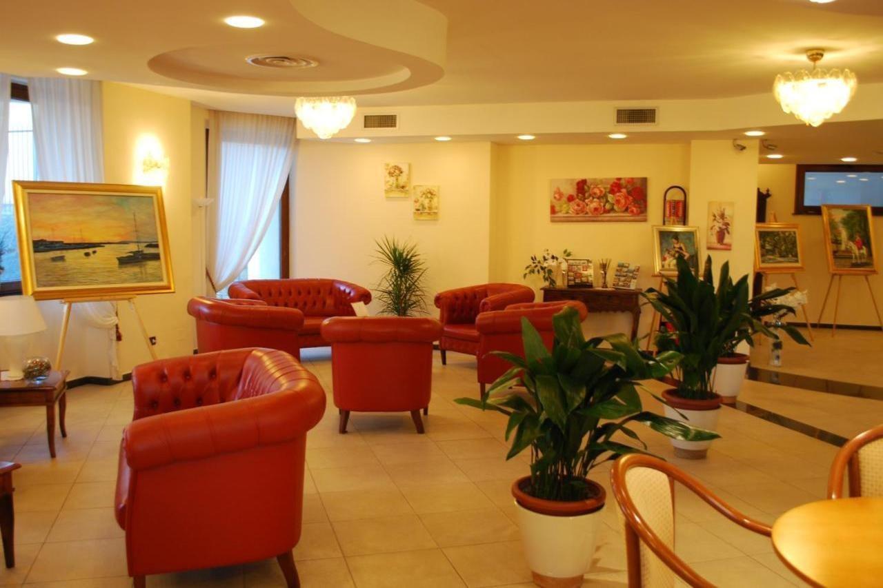 Europa Stabia Hotel Кастеламаре ди Стабия Екстериор снимка